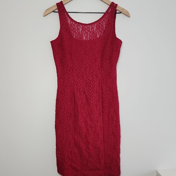 White House Black Market Elegant Red Lace Dress Size 2 - Picture 1 of 7